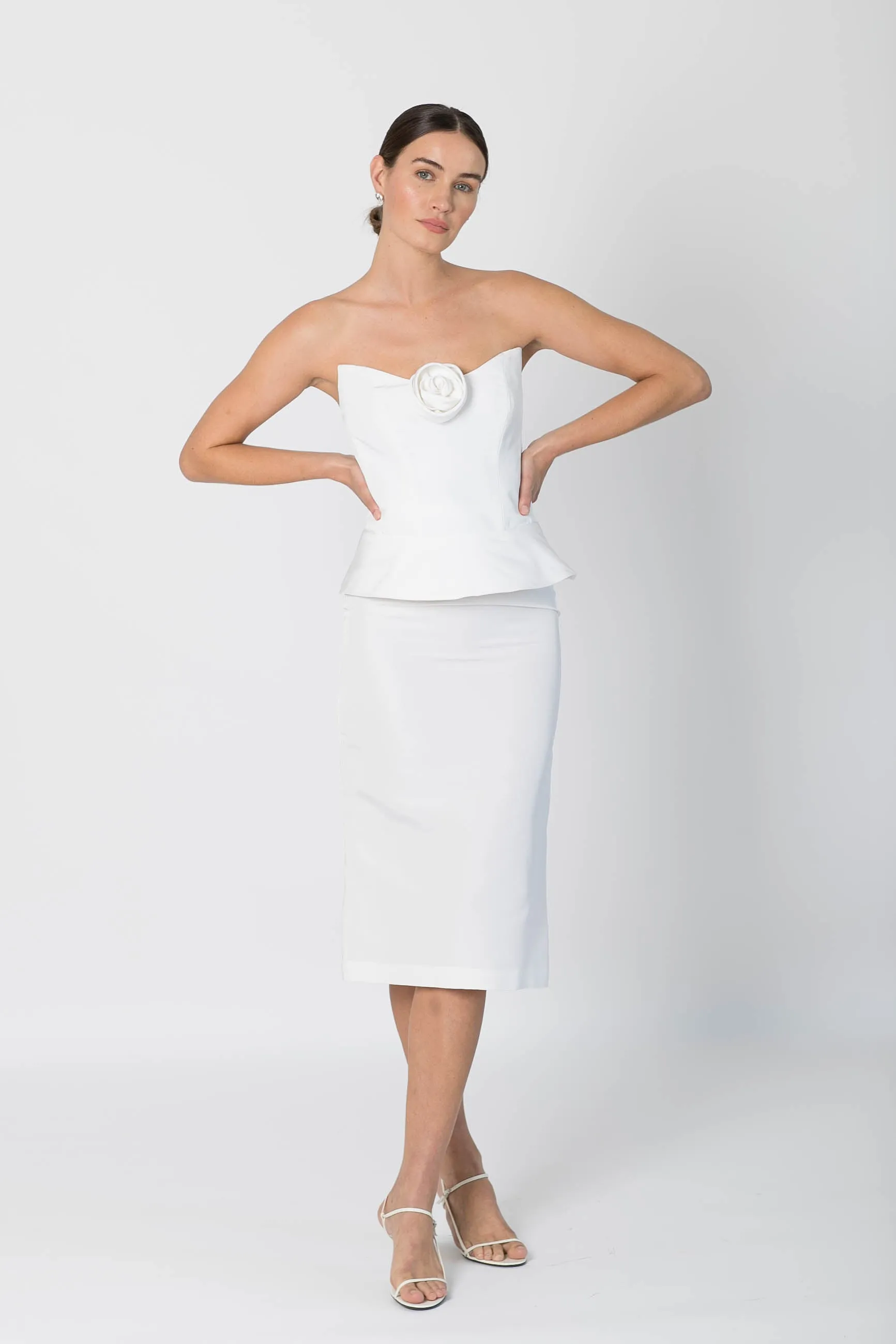 Delicias Skirt, White sold by Modatrova product image thumbnail 2