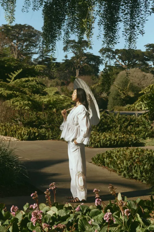 Juliana Pants sold by Modatrova