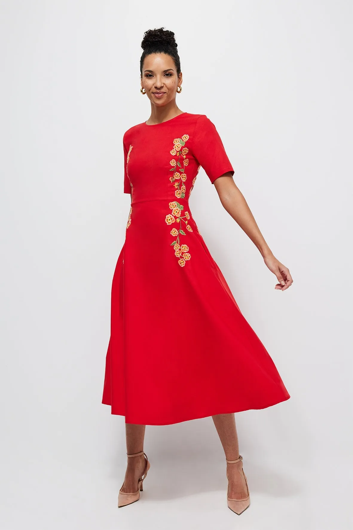 Amaka Dress sold by Modatrova