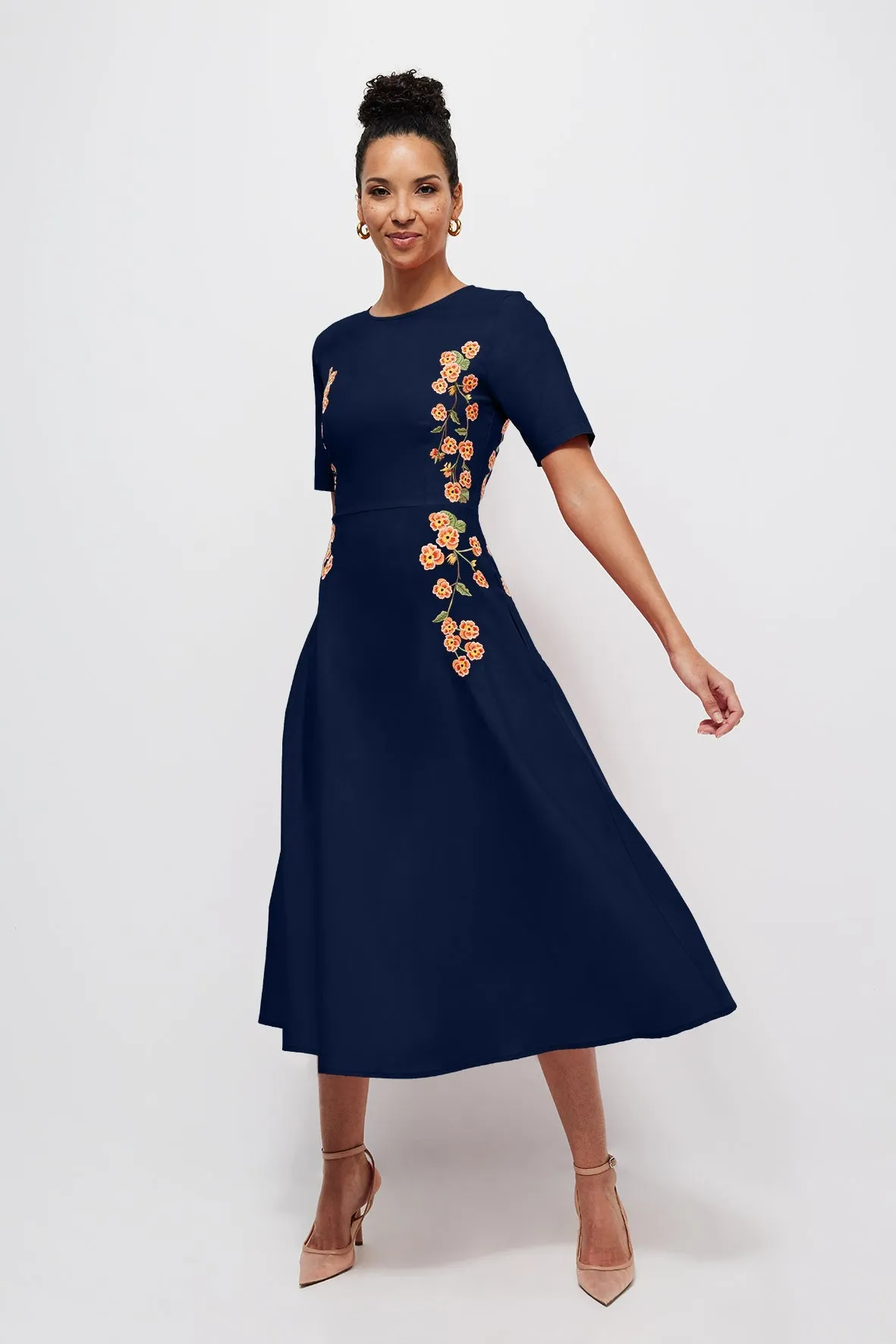 Amaka Dress sold by Modatrova product image thumbnail 5