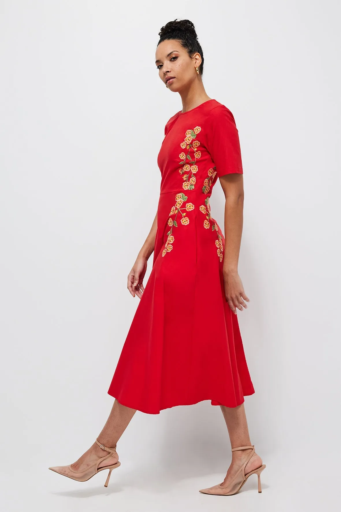 Amaka Dress sold by Modatrova product image thumbnail 2