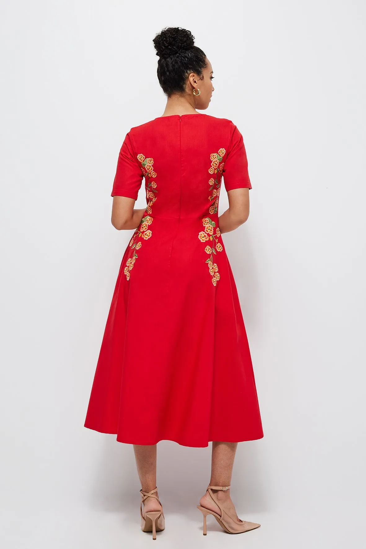 Amaka Dress sold by Modatrova product image thumbnail 4