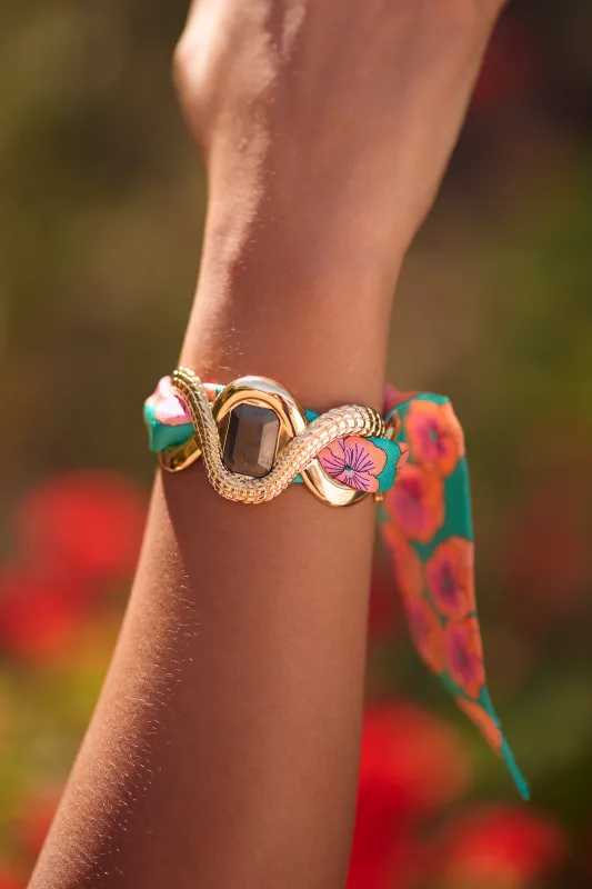 Bracelet with Hibiscus Kiss Ribbon made by Modatrova