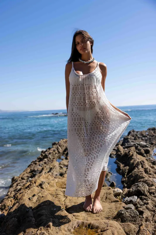 Dunmore Dress - White sold by Modatrova