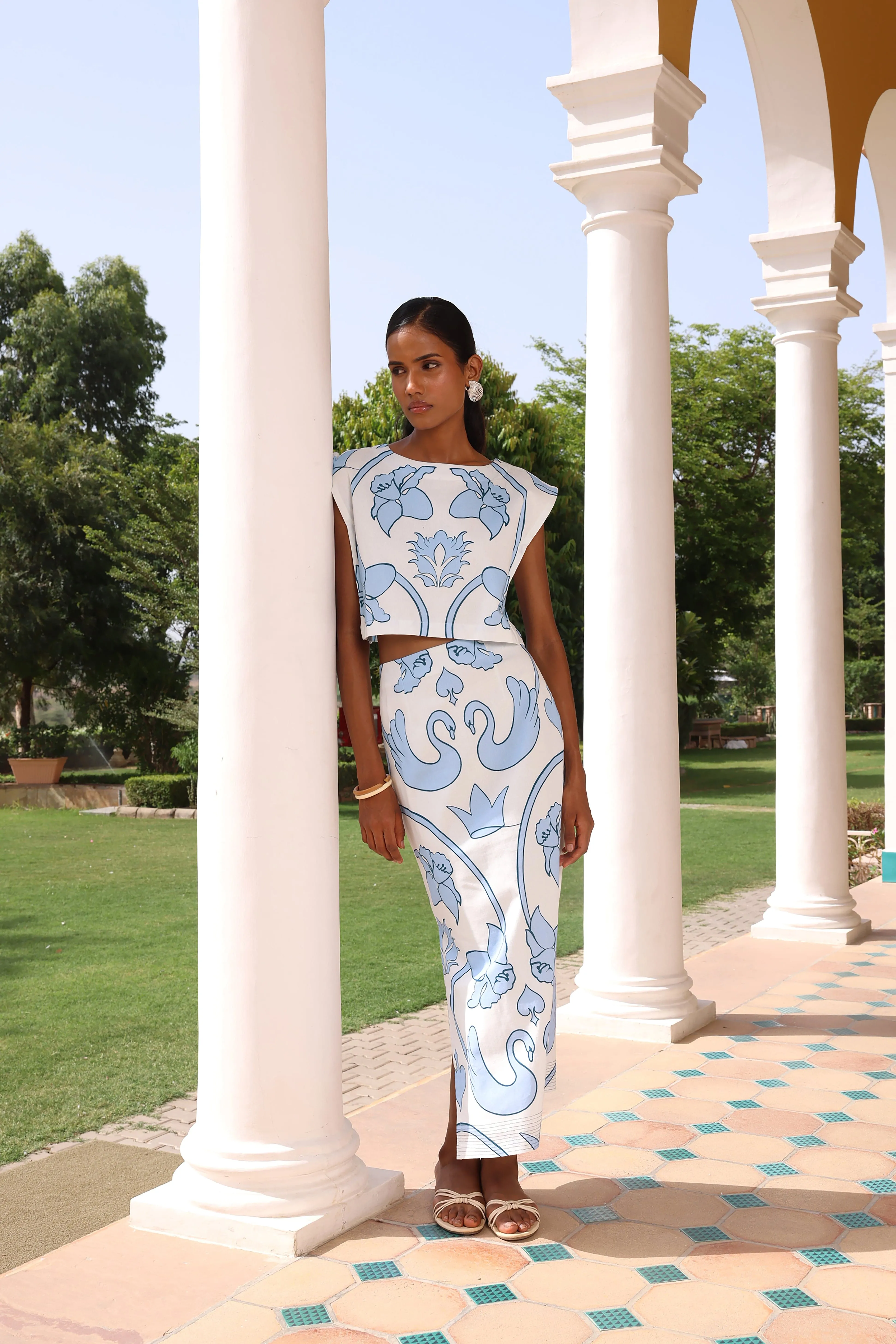 989 Aspen Skirt sold by Modatrova product image thumbnail 2