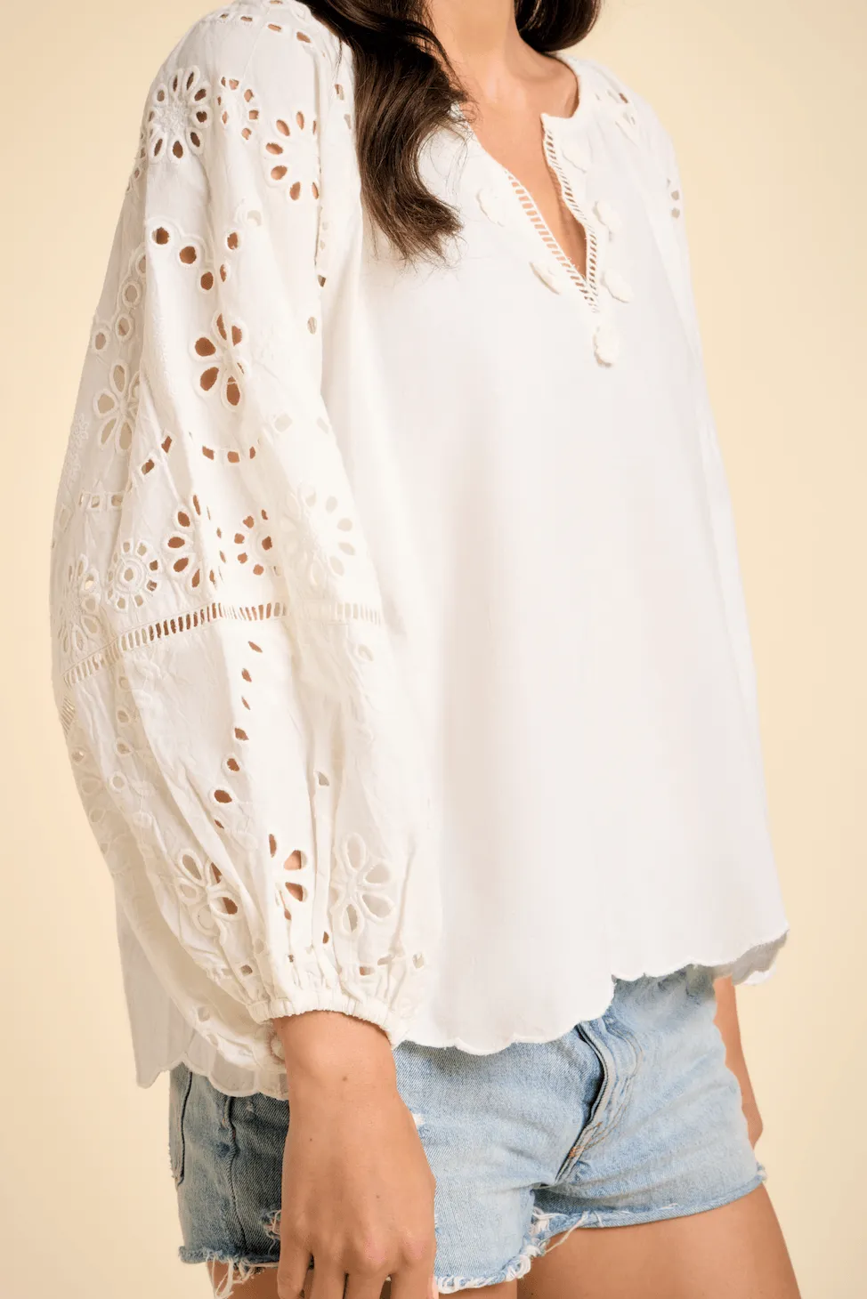Donna Blouse - White sold by Modatrova product image thumbnail 2