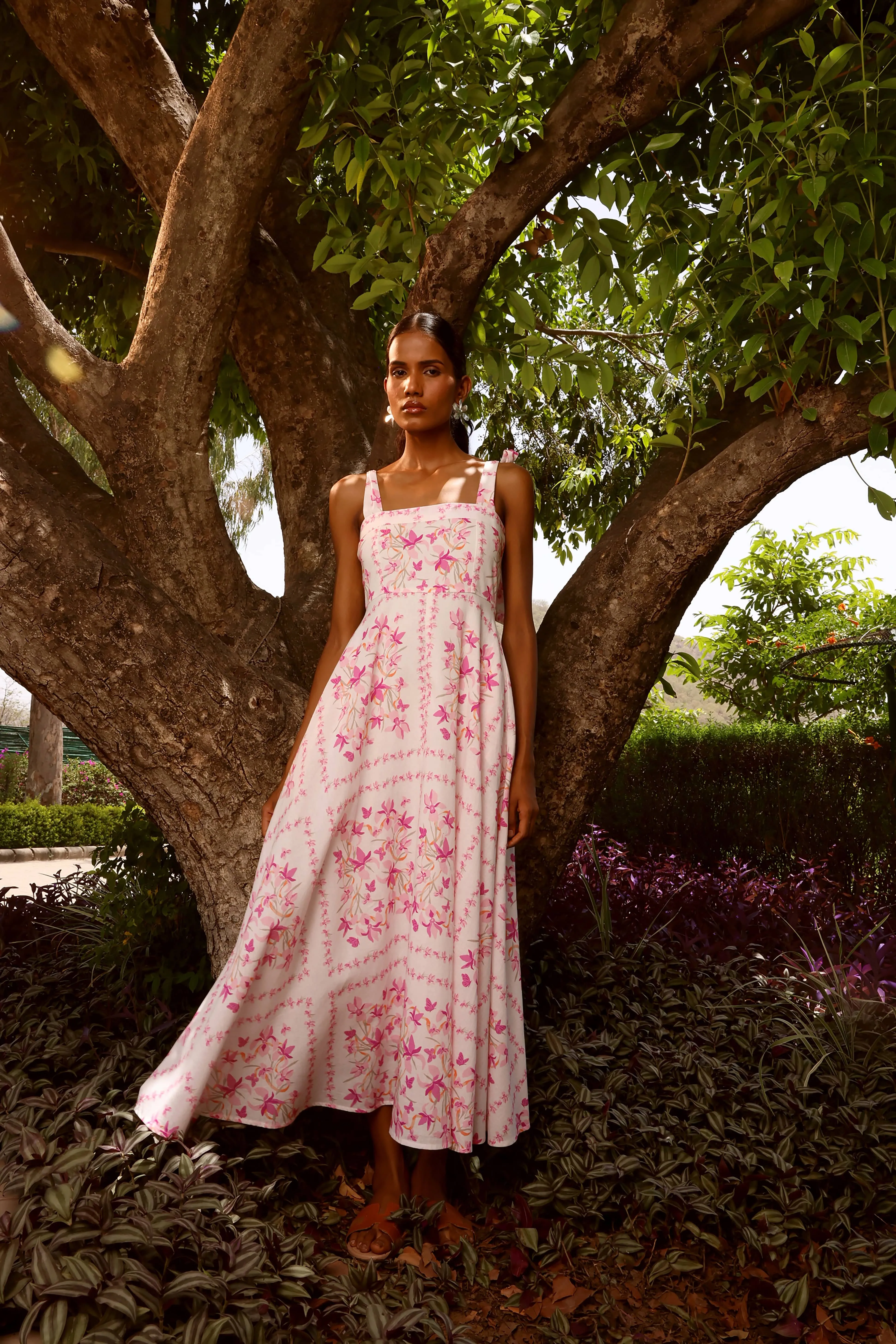 971 Pearl sold by Modatrova product image thumbnail 3