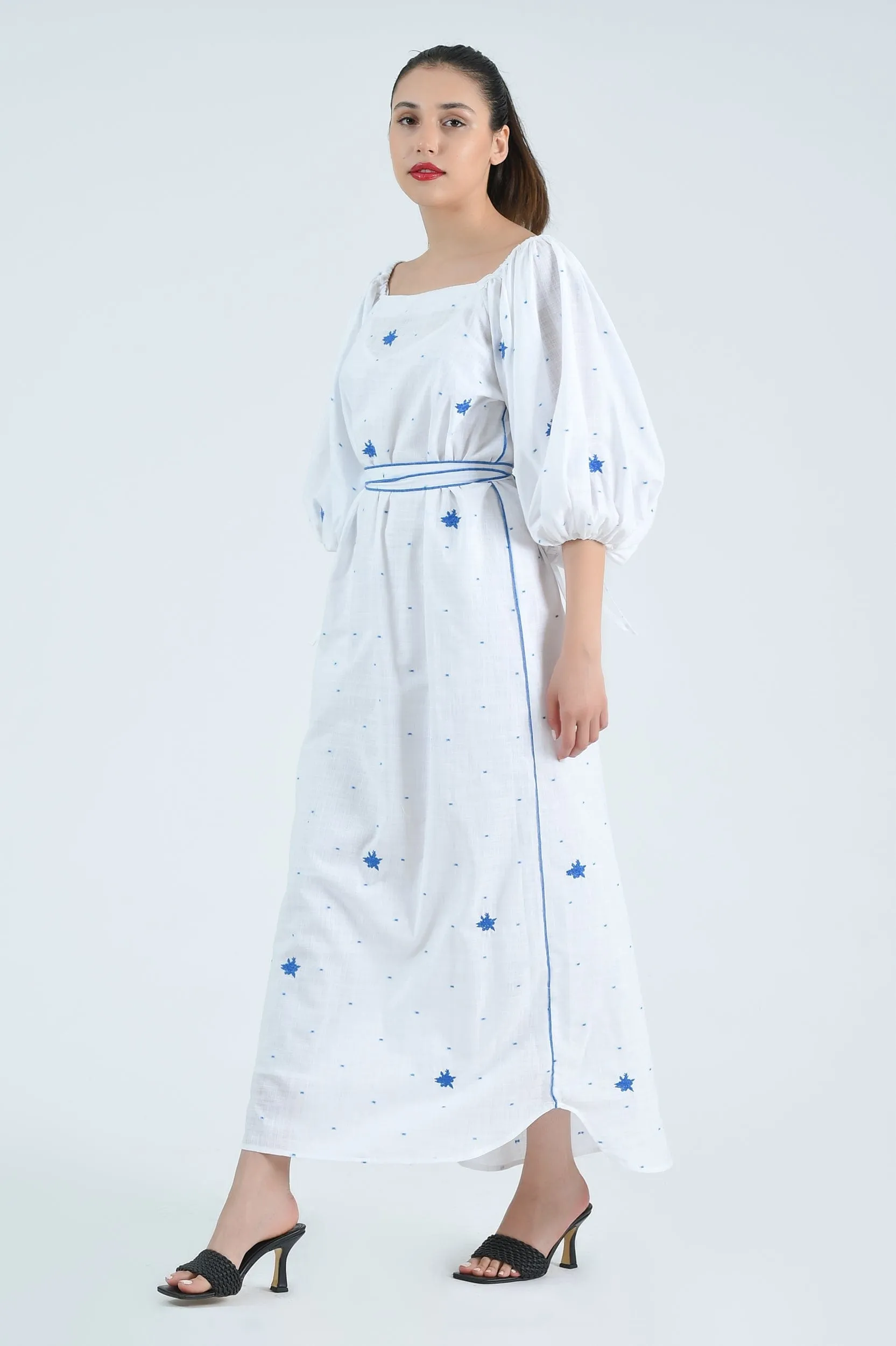 Nilufer sold by Modatrova