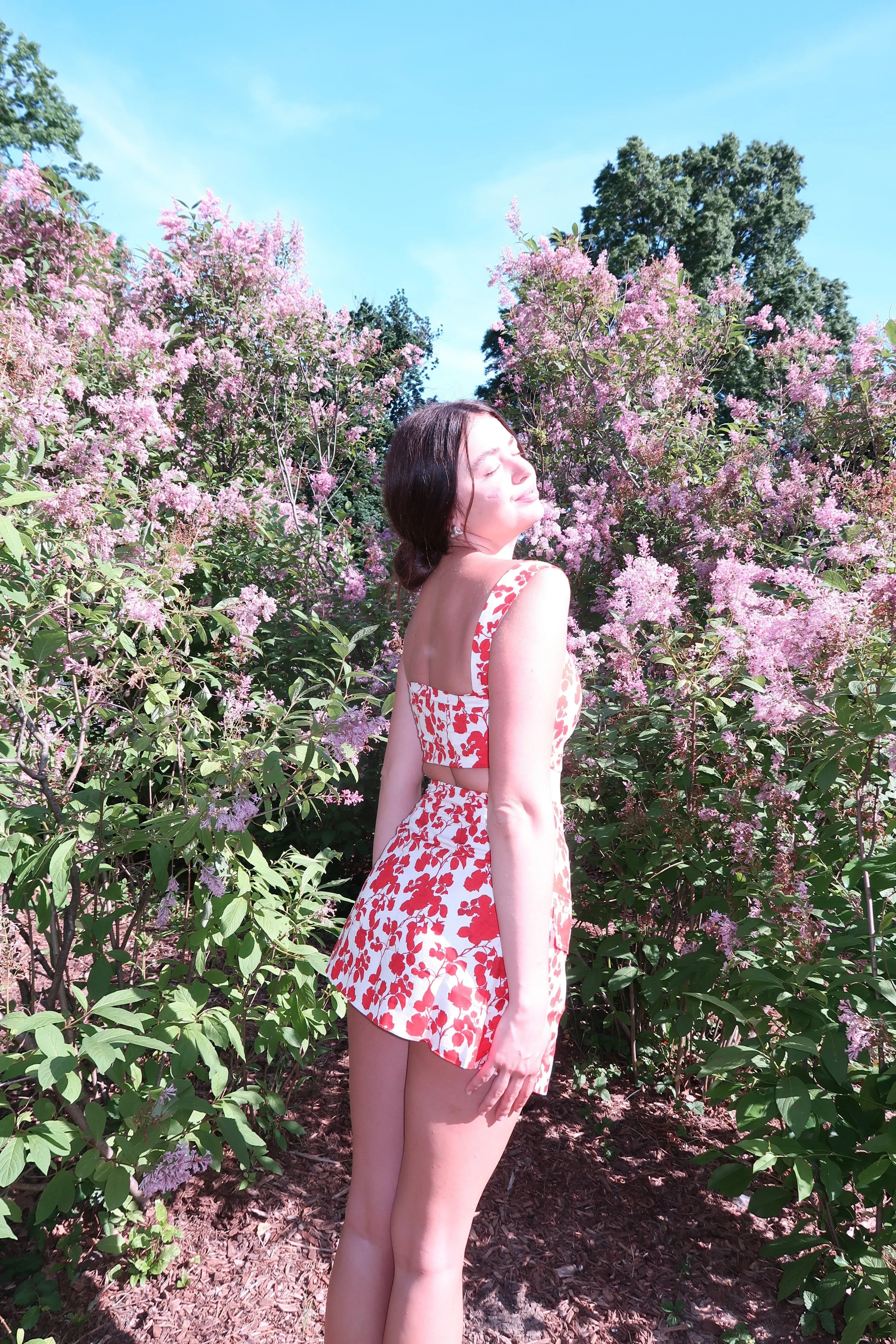Hampton Linen Crop Top Red Floral sold by Modatrova product image thumbnail 4