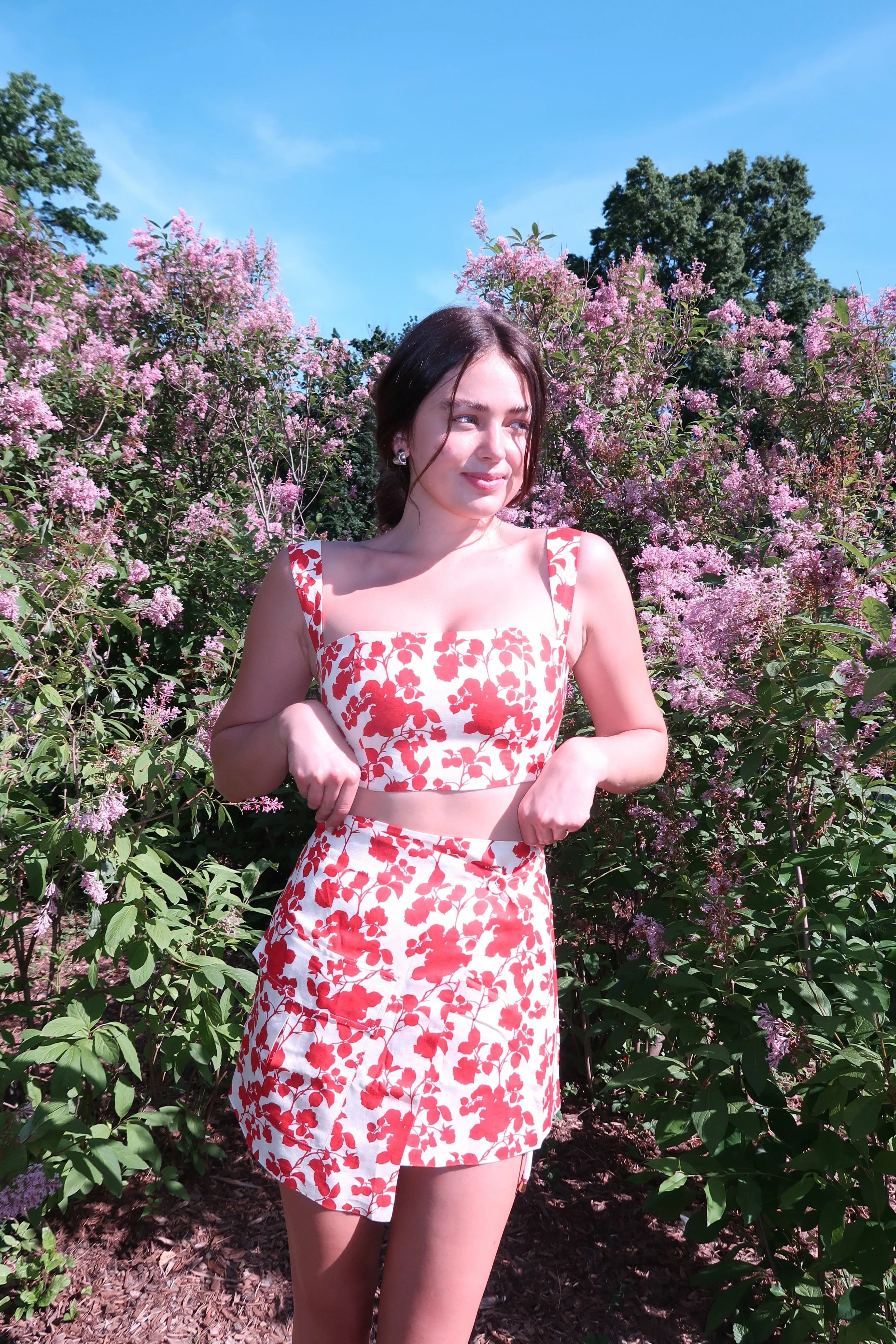 Hampton Linen Crop Top Red Floral sold by Modatrova