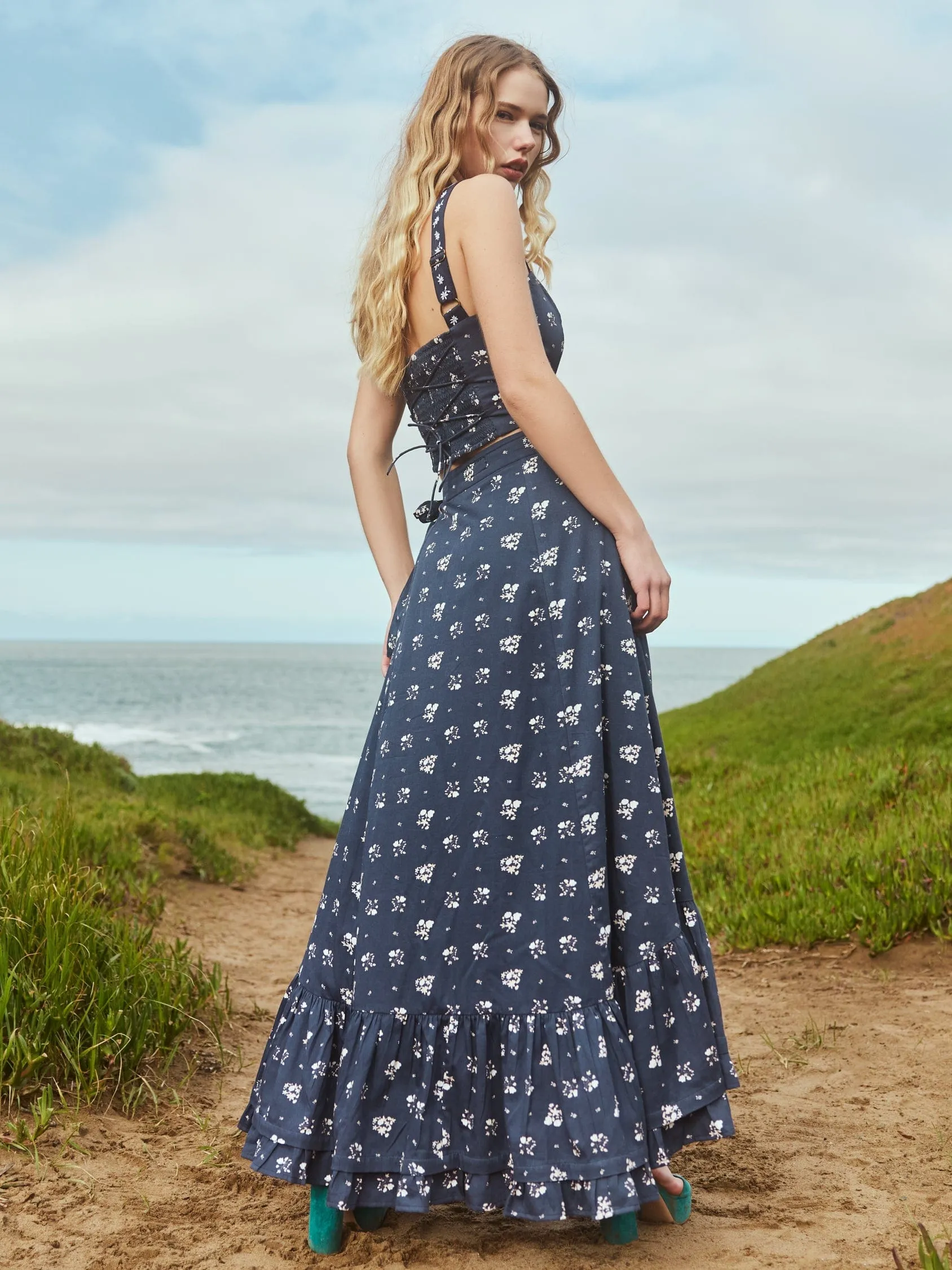 Charlotte Skirt sold by Modatrova product image thumbnail 4