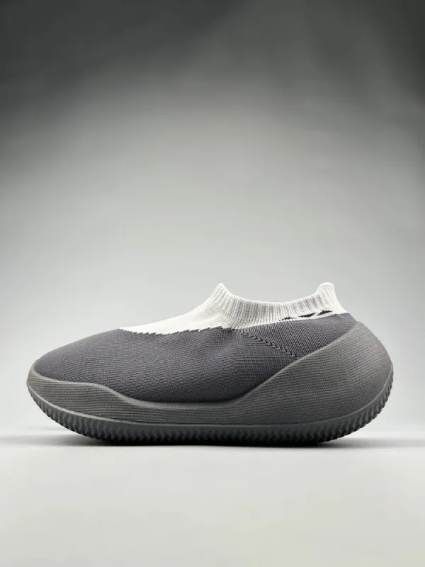 Contrast Color Sock Breathable Thick Sole Casual Shoes sold by Oeyes