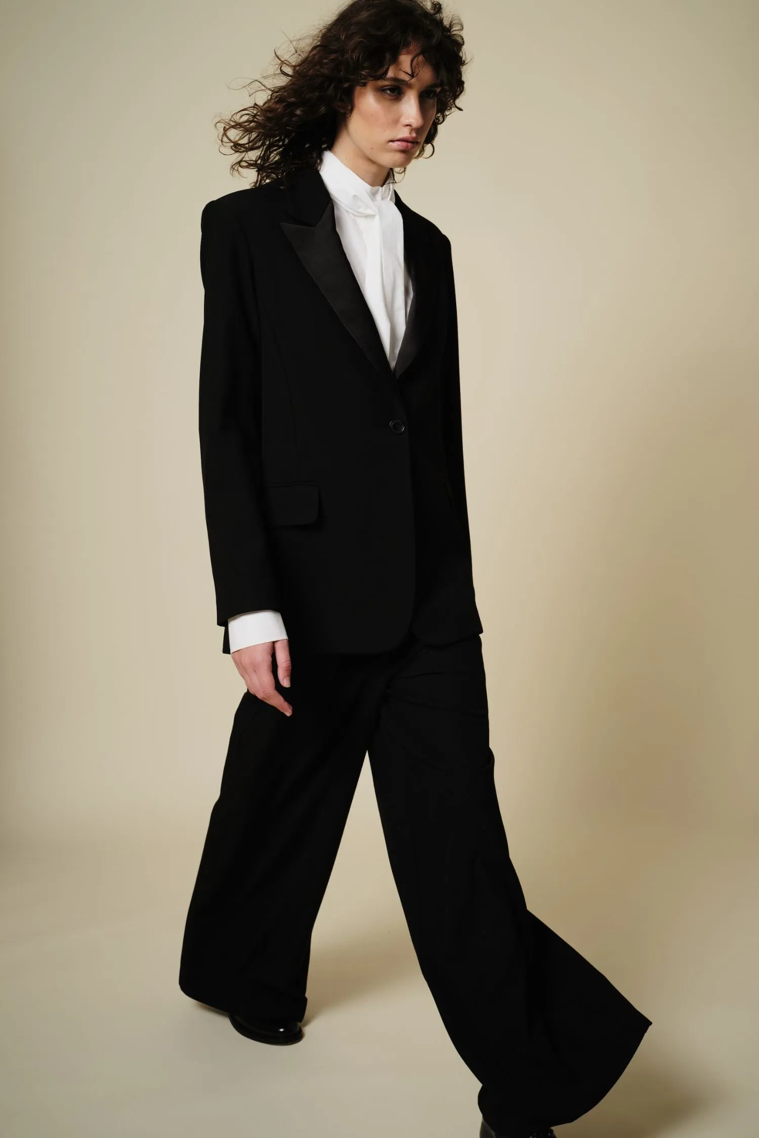 Tiffany Mid-Waisted Wideleg Trouser, Black sold by Saint Art