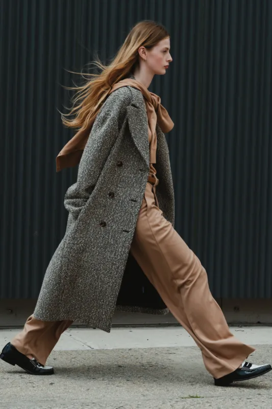 Dayana Boucle Overcoat, Herringbone made by Saint Art