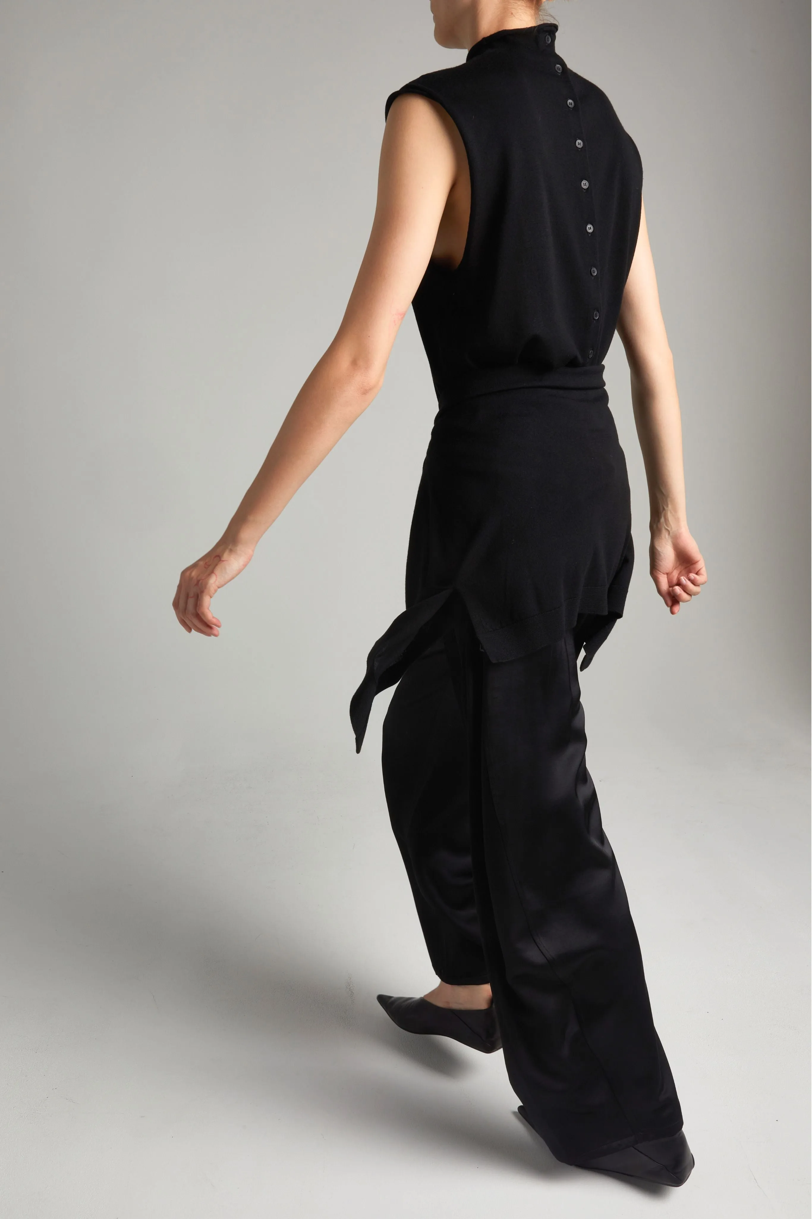 Brooke Sleeveless Sweater, Black sold by Saint Art product image thumbnail 2