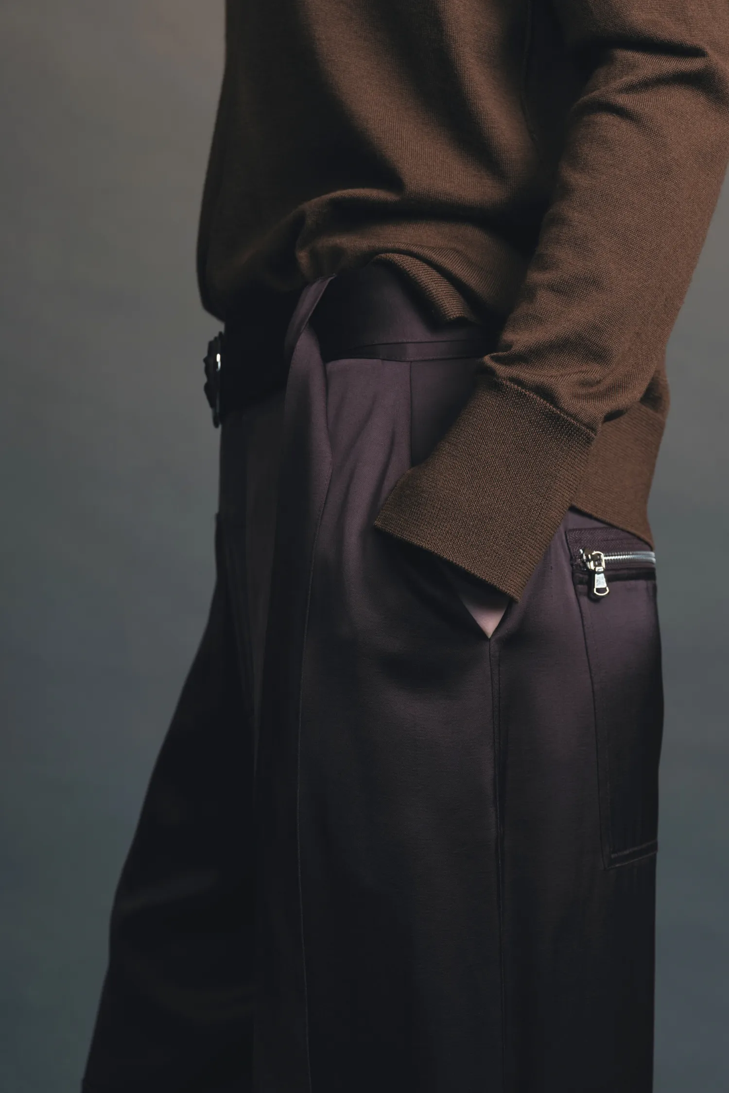 Bayley V-Neck Sweater sold by Saint Art product image thumbnail 2