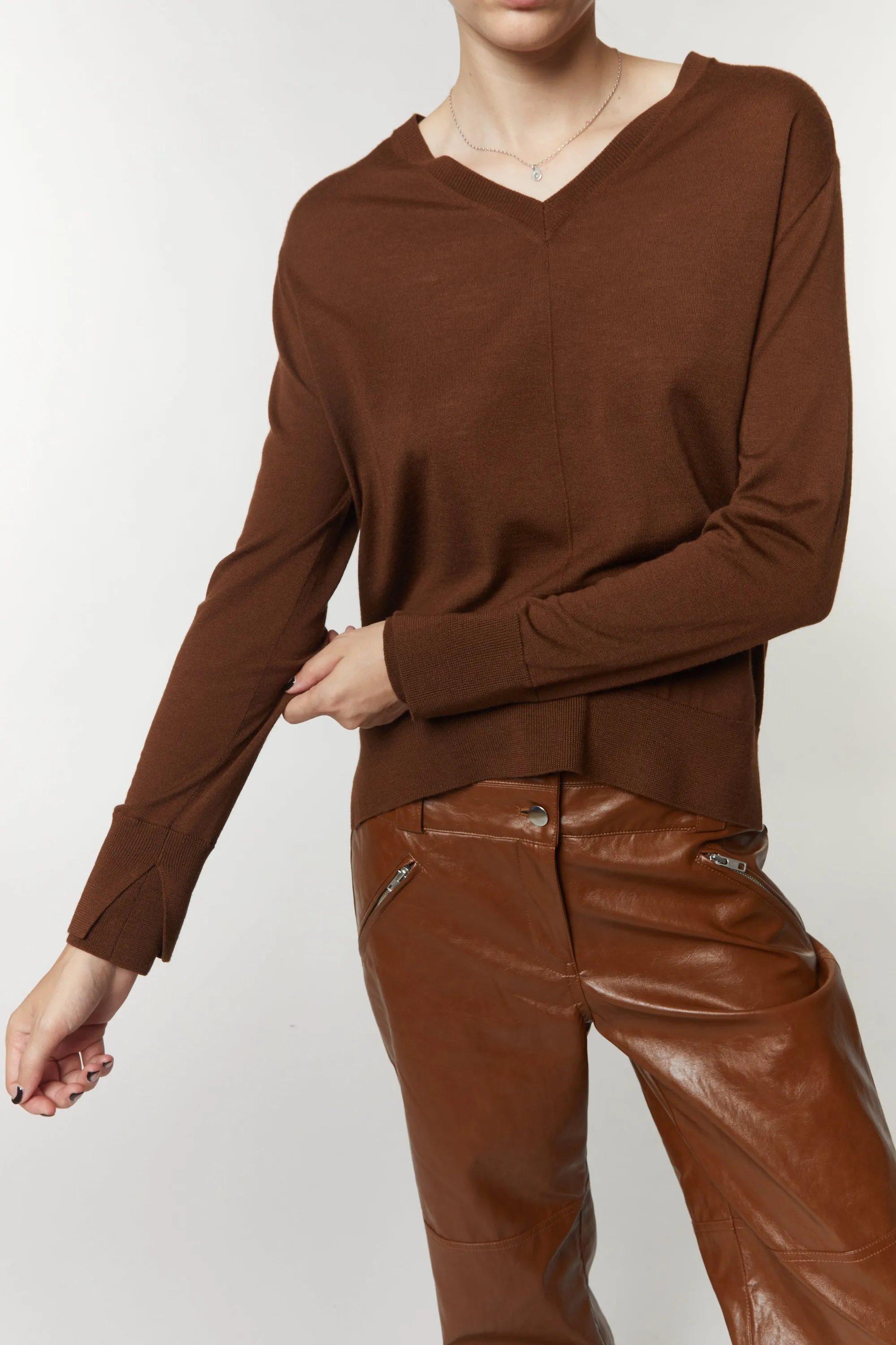 Bayley V-Neck Sweater sold by Saint Art product image thumbnail 4