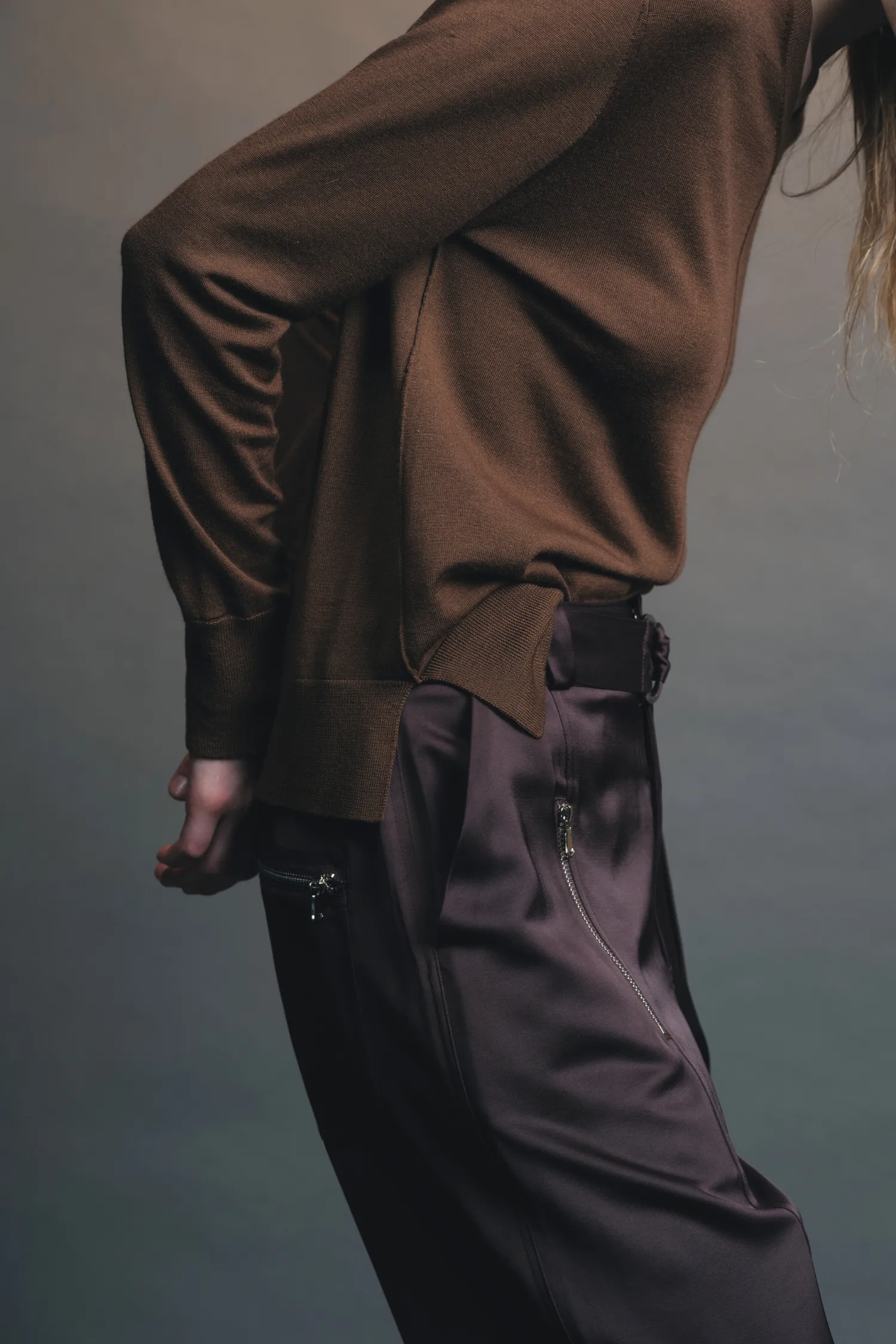 Bayley V-Neck Sweater sold by Saint Art product image thumbnail 3