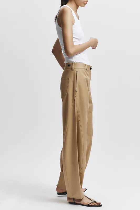 Cayden Barrel Trouser, Khaki made by Saint Art