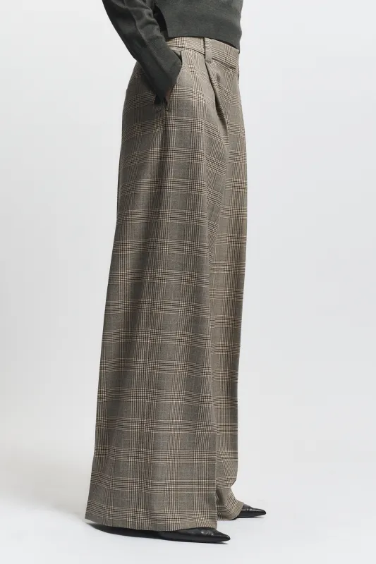 Everett Mid-waisted Trouser, Balmoral Plaid sold by Saint Art