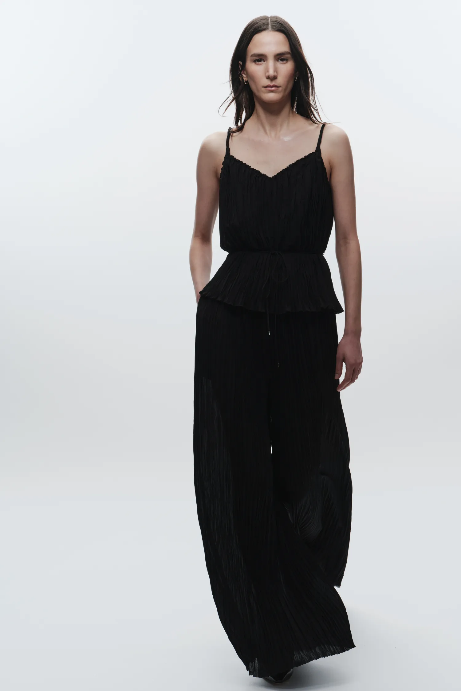 Hendrix Pleated Pant, Black sold by Saint Art product image thumbnail 4