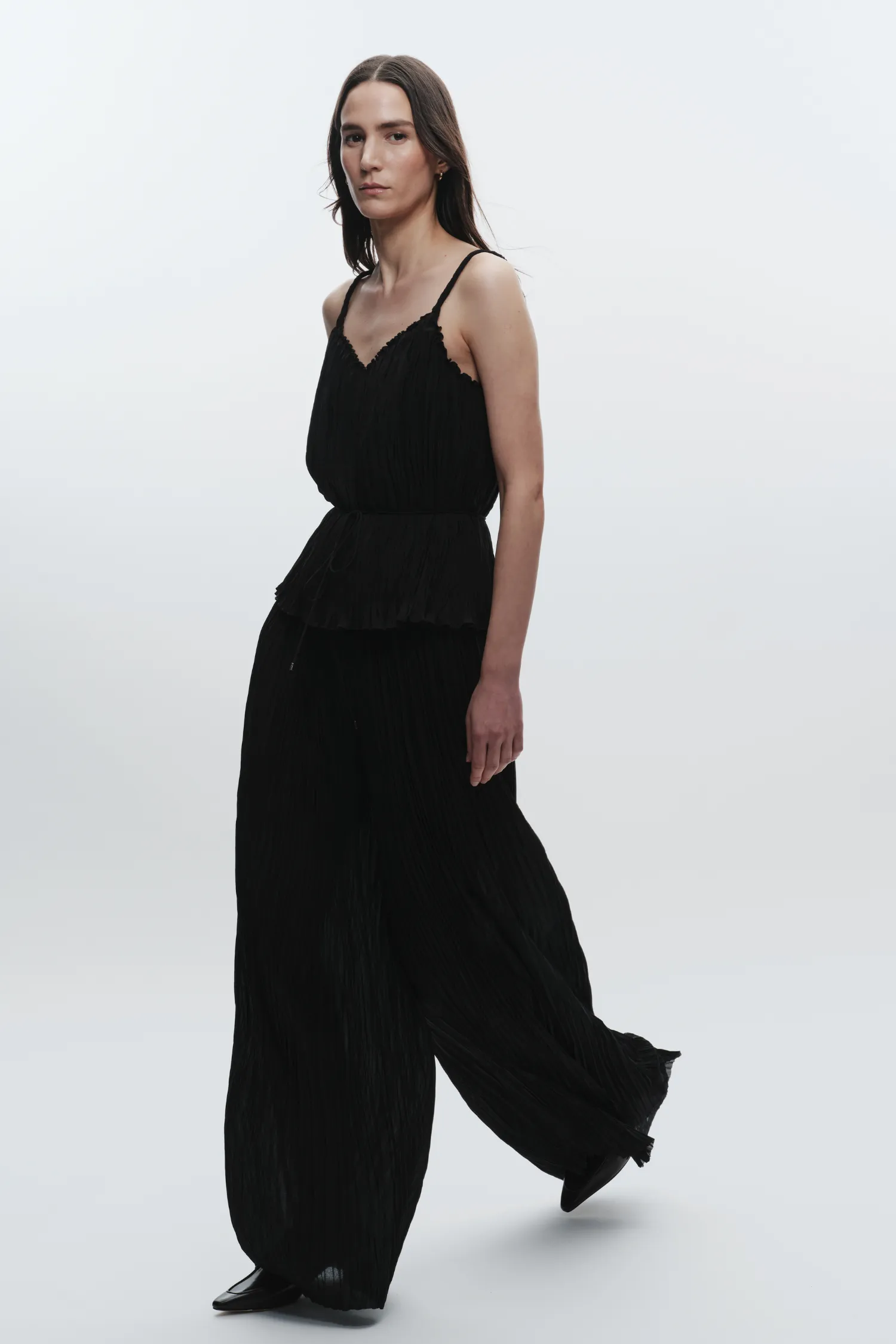 Hendrix Pleated Pant, Black sold by Saint Art product image thumbnail 5