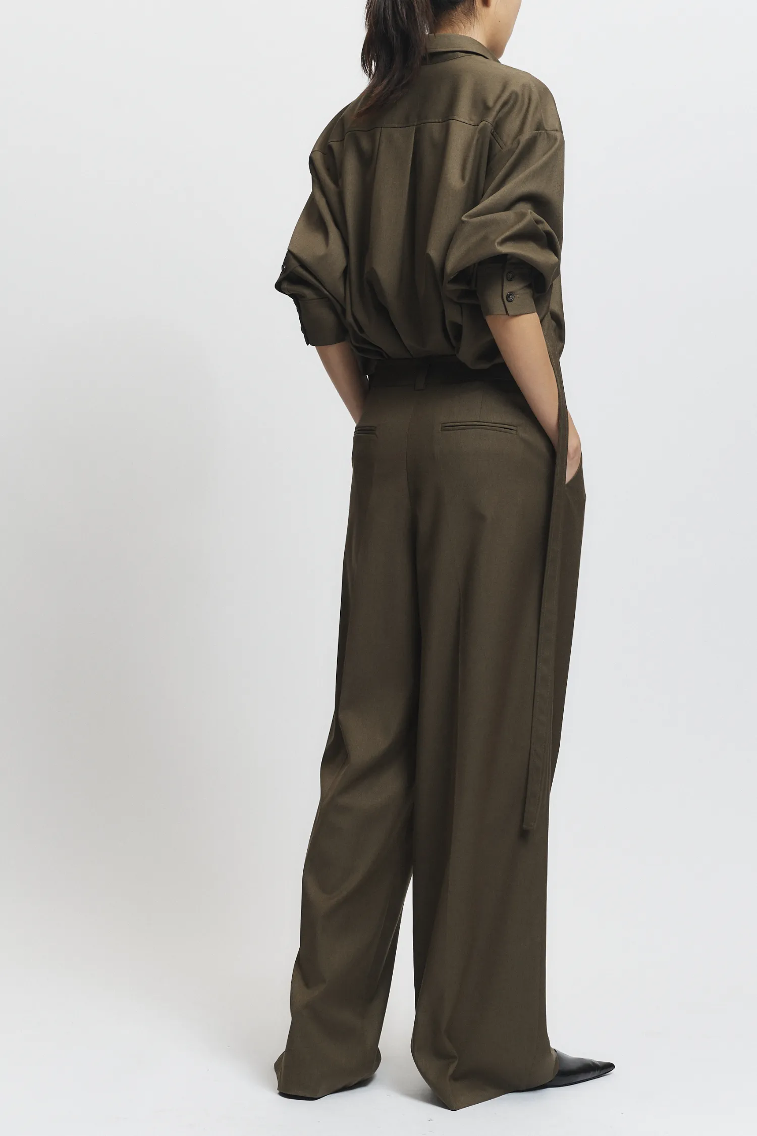 Eliam Wideleg Trouser, Olive sold by Saint Art product image thumbnail 4