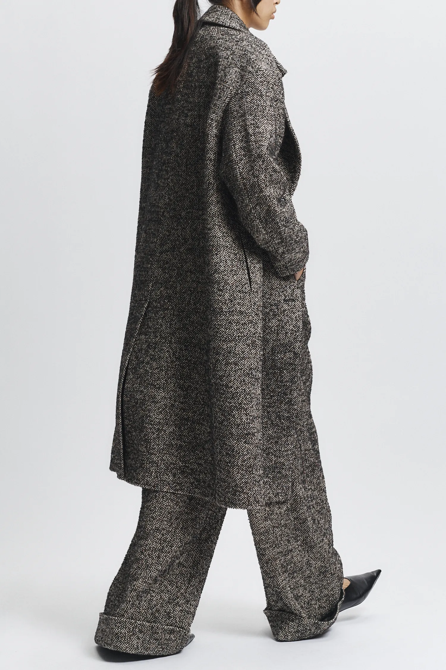 Dayana Overcoat, Herringbone sold by Saint Art product image thumbnail 3