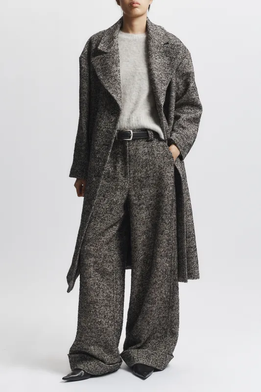 Dayana Overcoat, Herringbone made by Saint Art