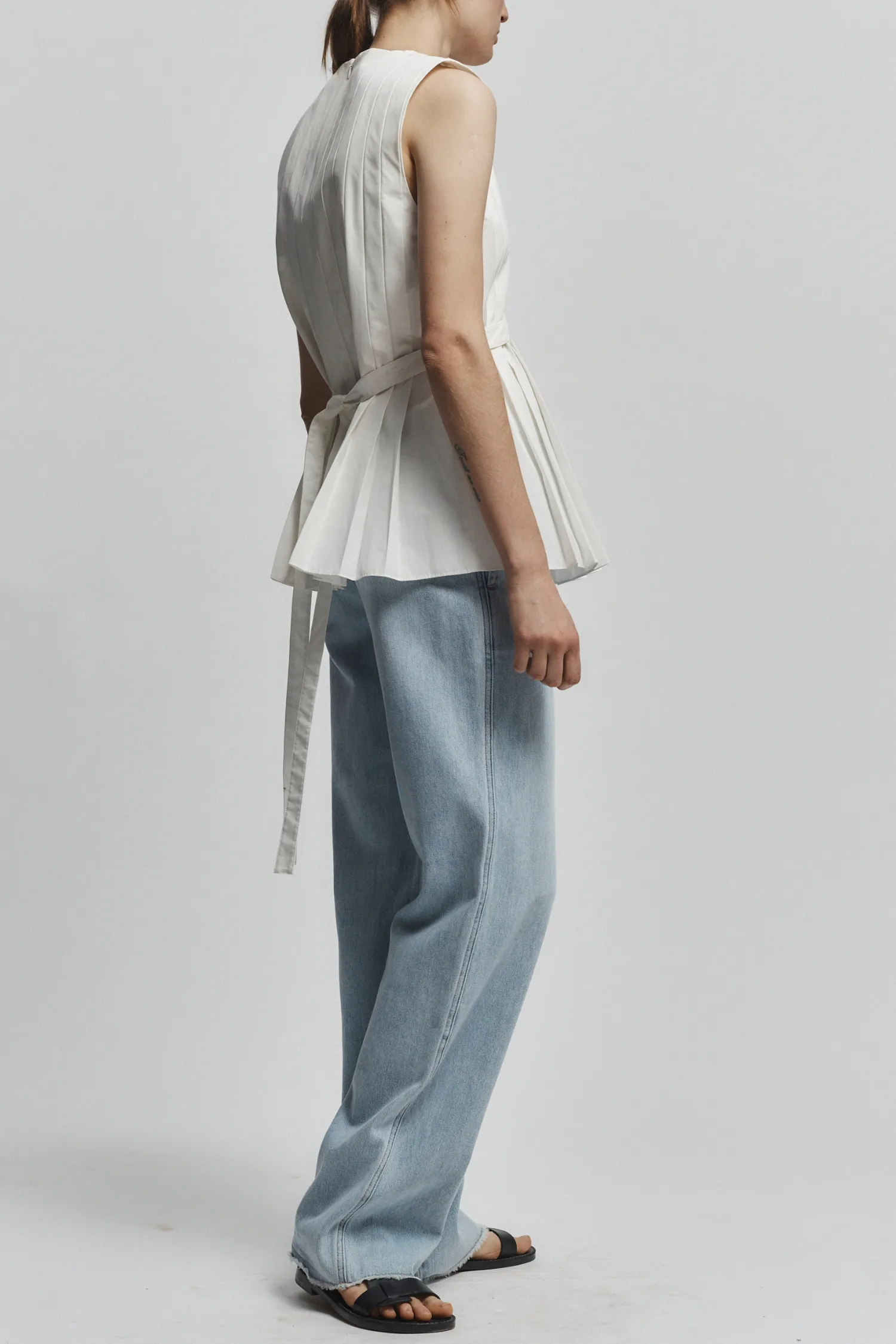 Kallie Pleated Top, White sold by Saint Art product image thumbnail 4