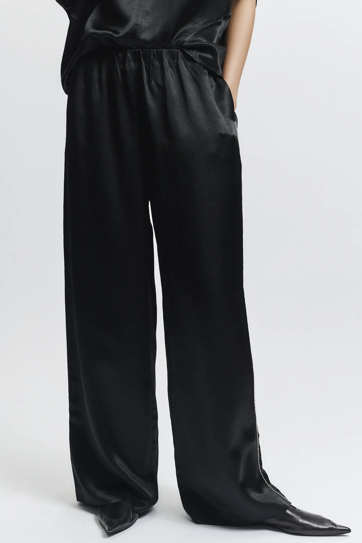 Ethan Pant, Black sold by Saint Art product image thumbnail 4