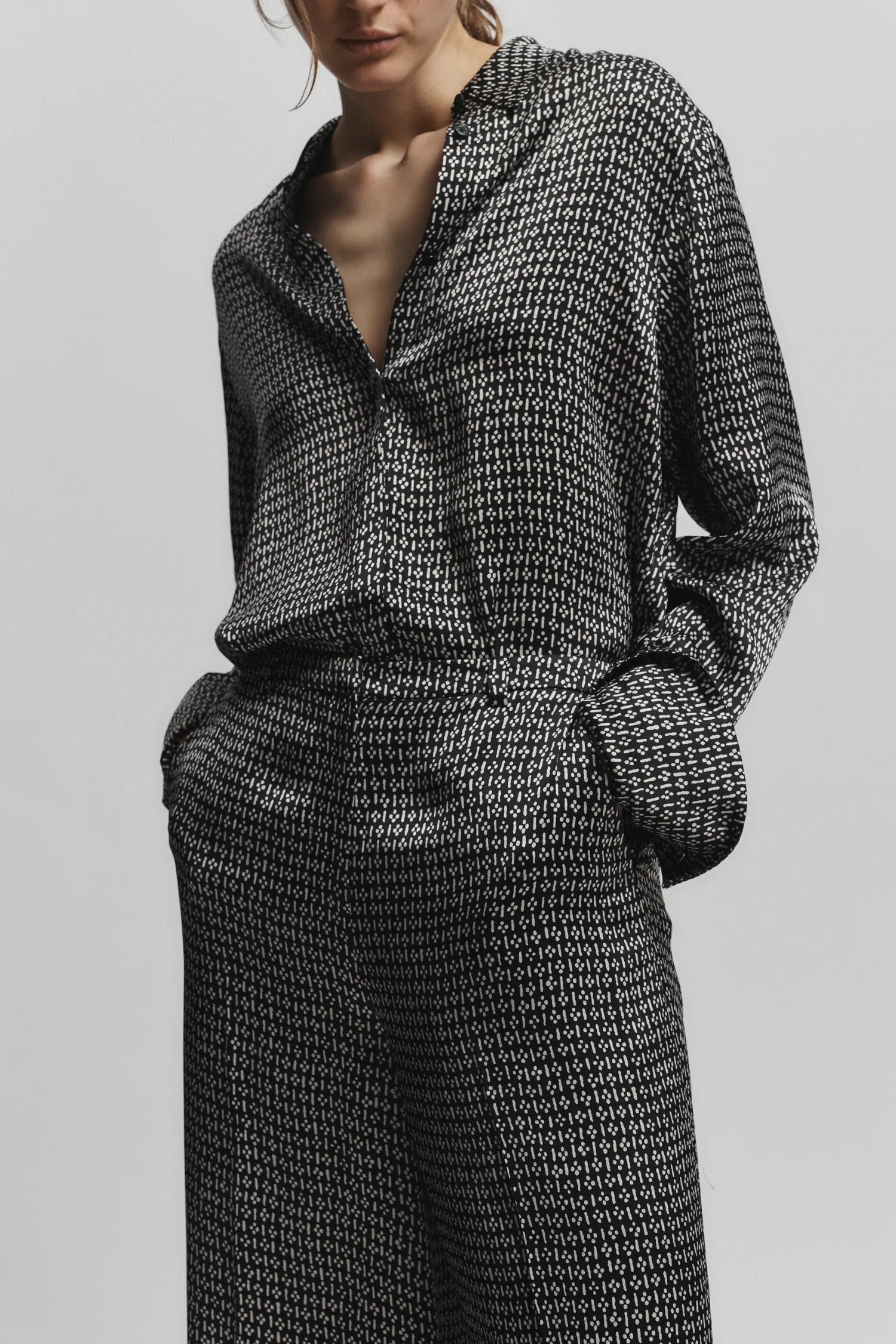 Ellis Printed Trouser, Black sold by Saint Art product image thumbnail 3