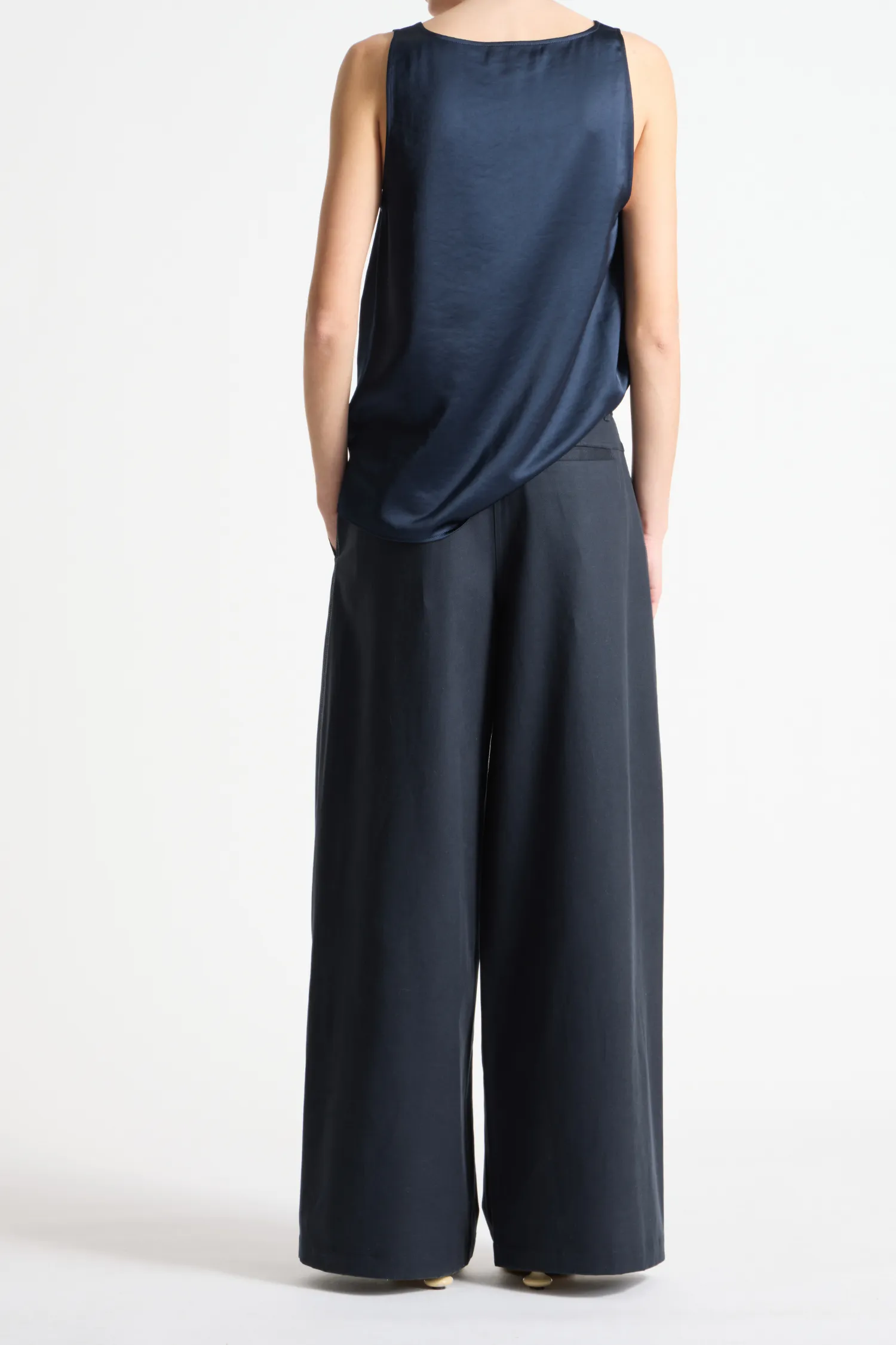 Dax, Mid-Rise, Wide-leg Trouser sold by Saint Art product image thumbnail 5