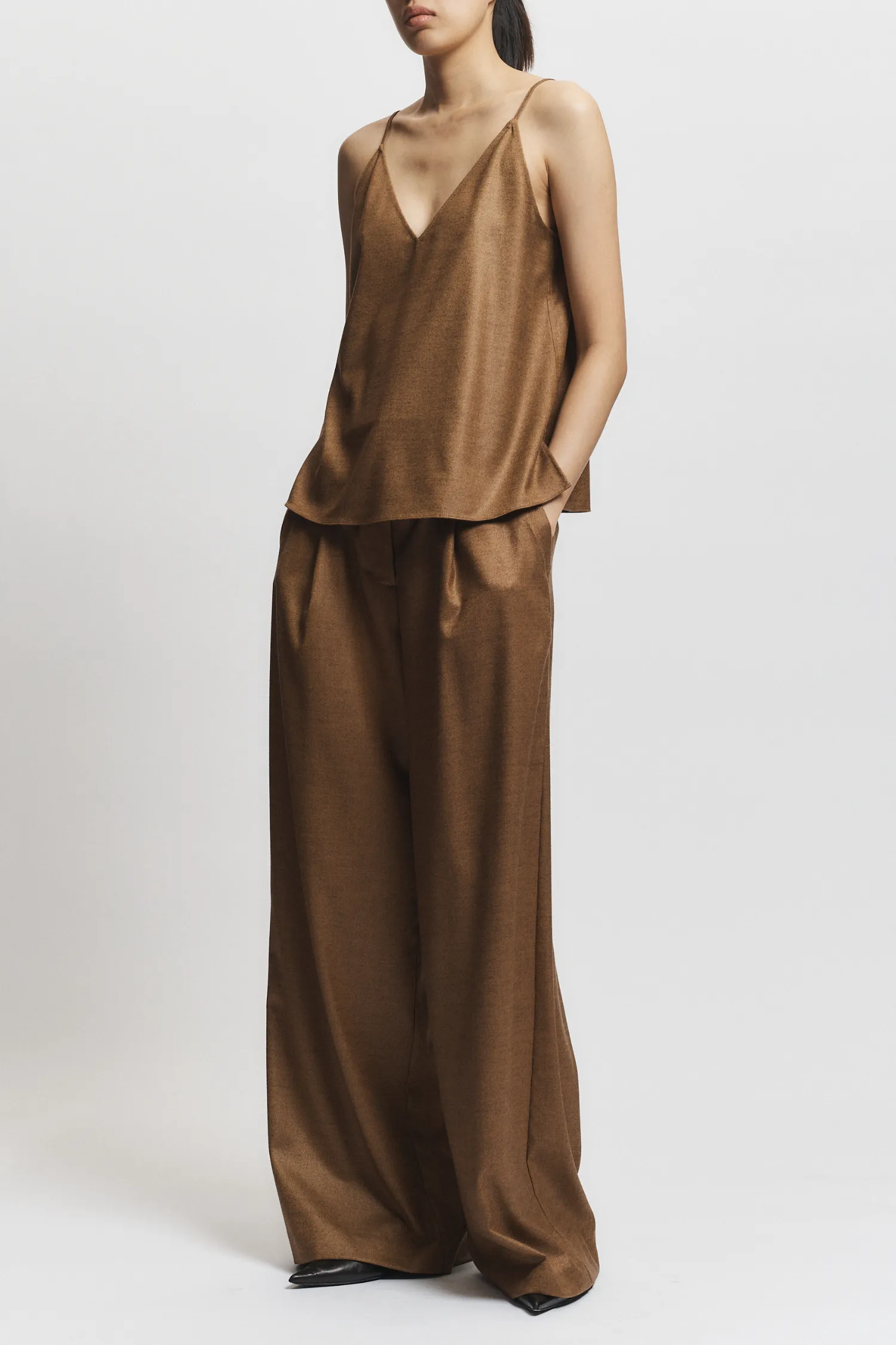 Keller V-Neck Swing Tank sold by Saint Art product image thumbnail 5