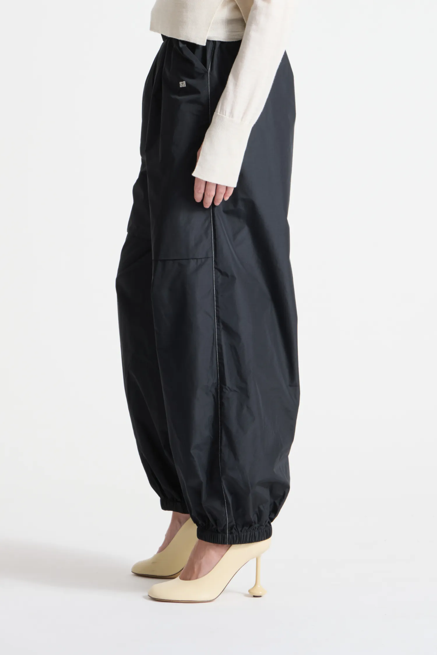 Clyde Oversized Taffeta Pant sold by Saint Art product image thumbnail 4