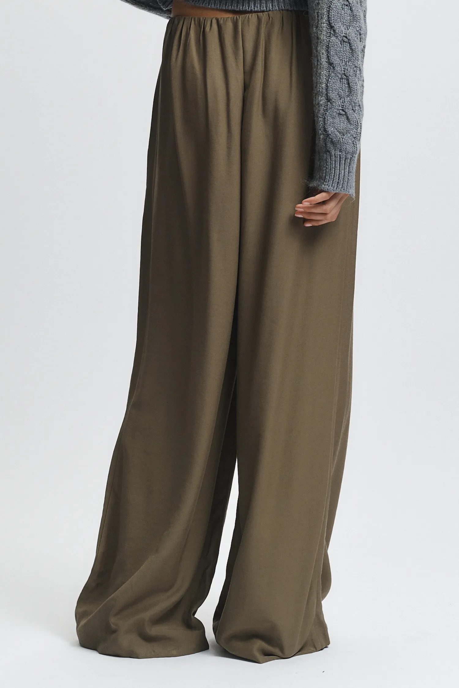 Nori Relaxed Pant sold by Saint Art product image thumbnail 4