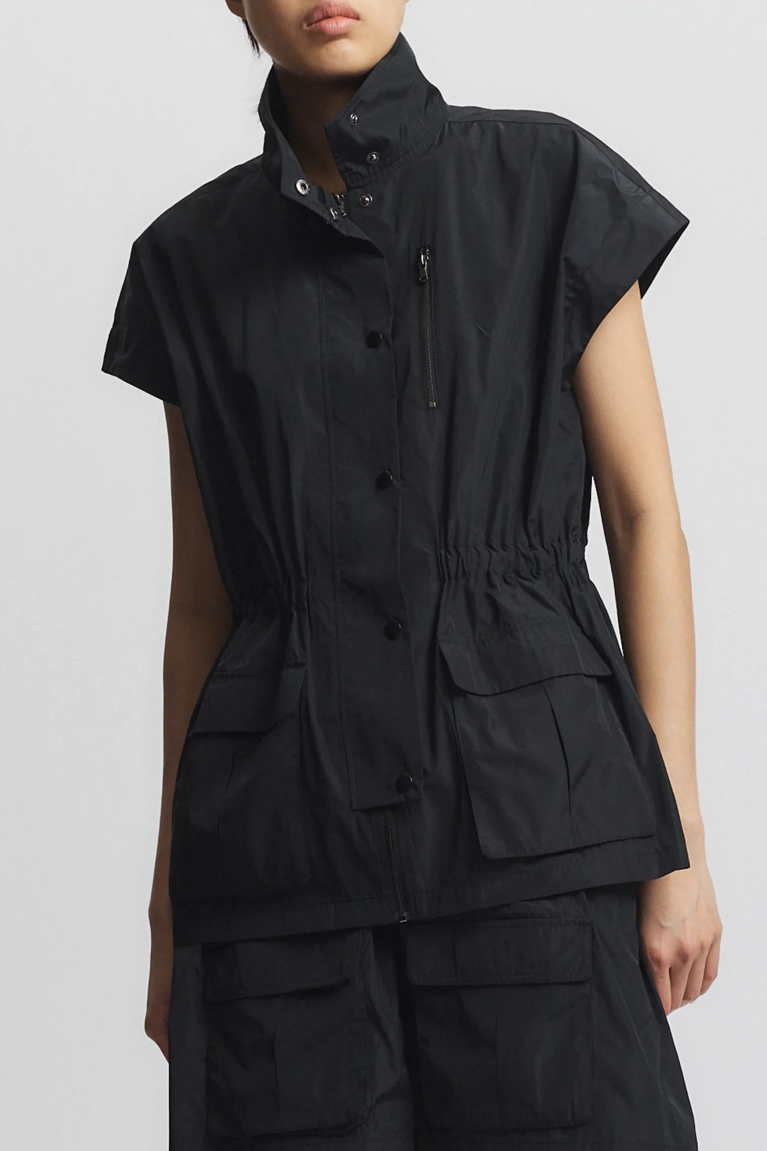 Yara Utility Vest sold by Saint Art product image thumbnail 2