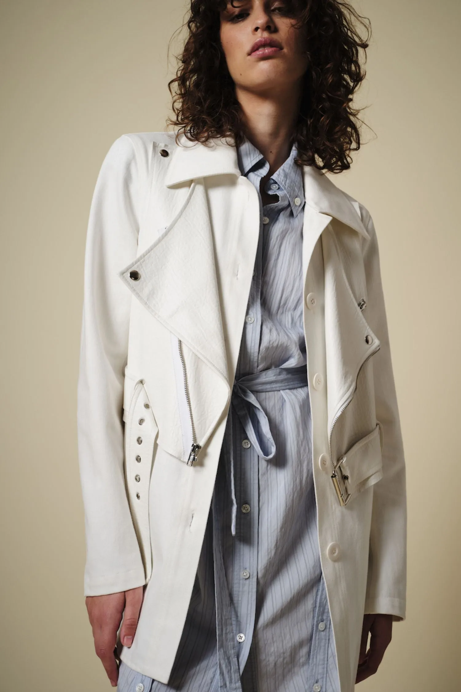 Parker Crinkle Leather Moto Jacket, White sold by Saint Art product image thumbnail 2