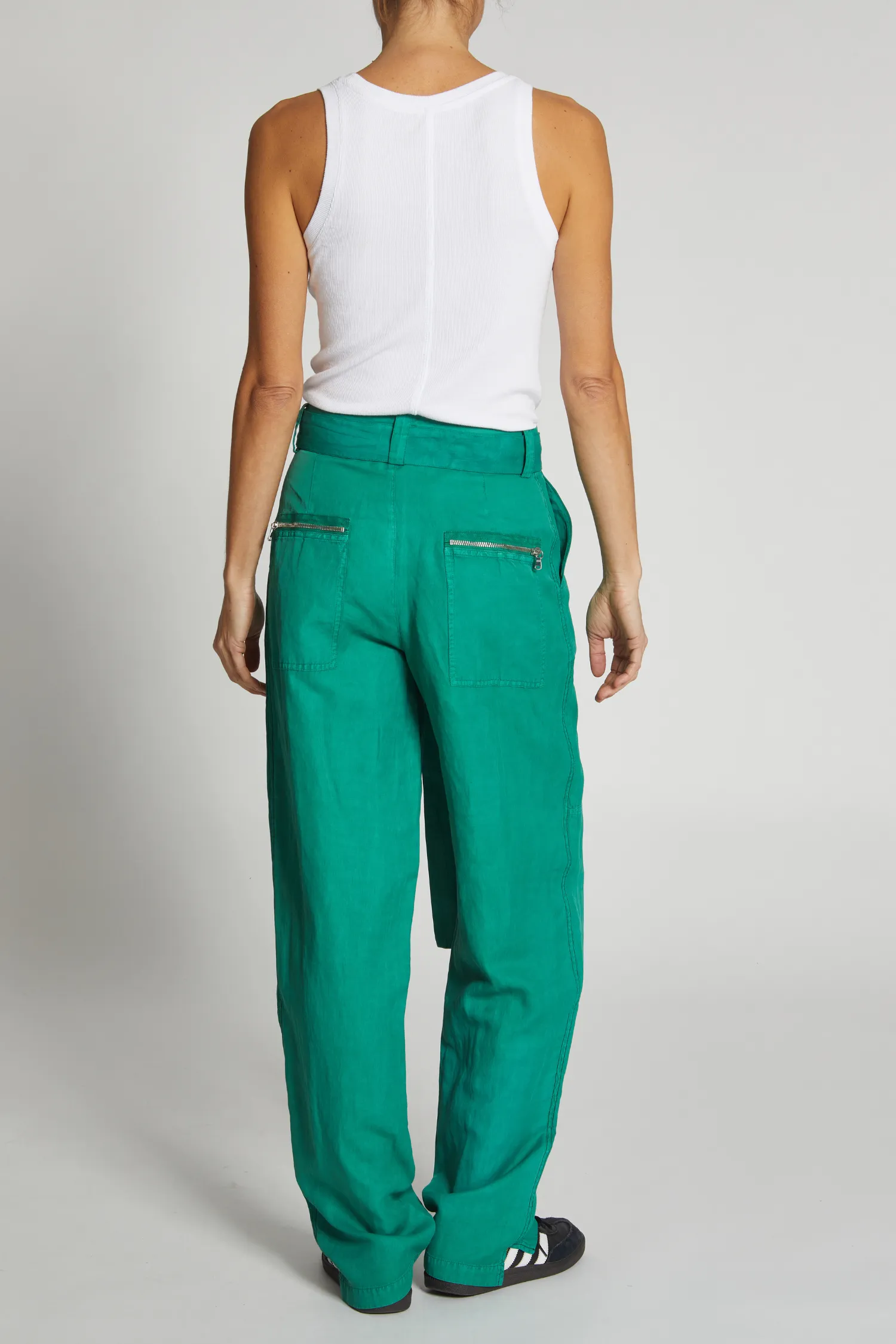 Courtney Mid-rise Pant, Pepper Green sold by Saint Art product image thumbnail 4