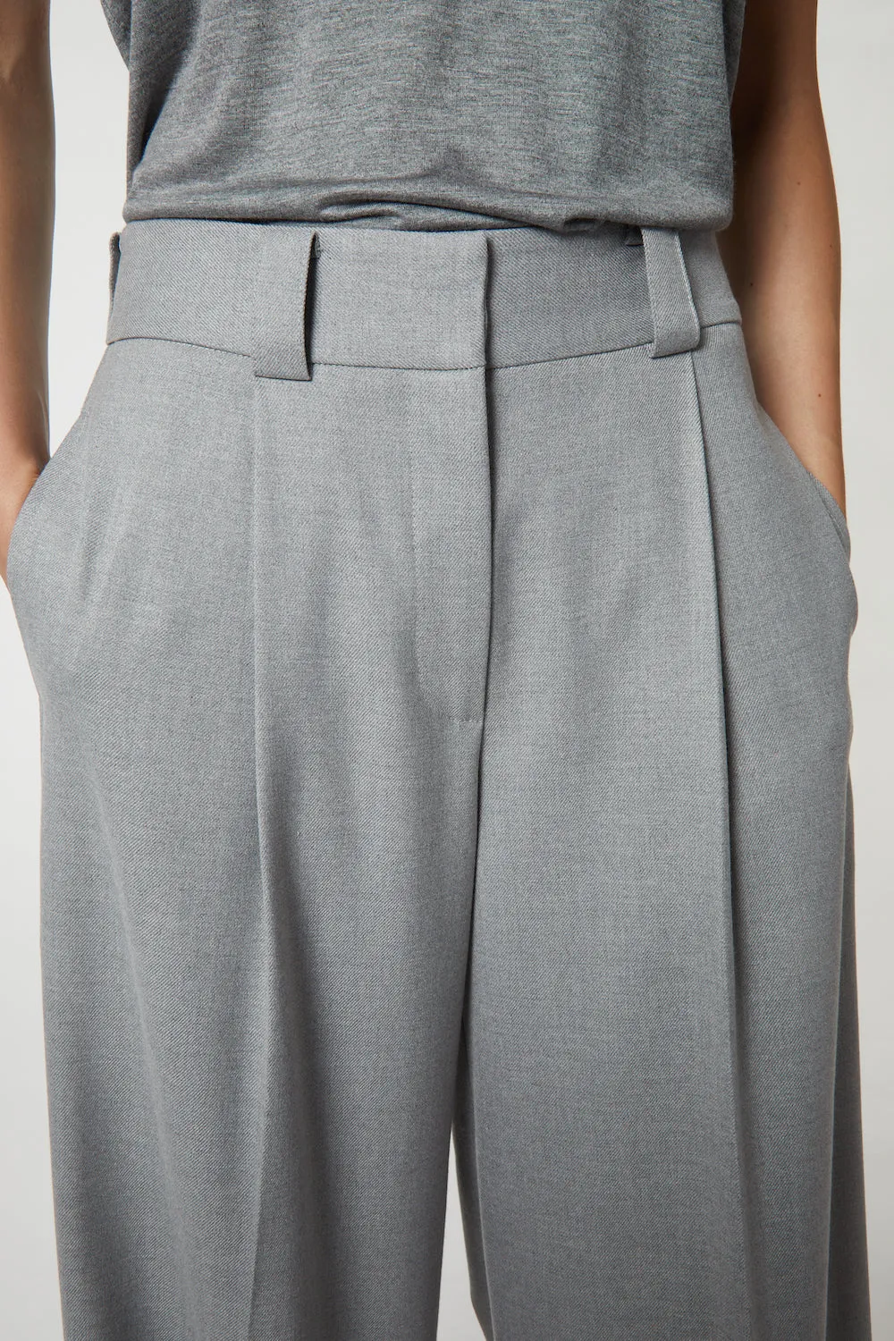 Tiffany Mid-Waisted Wideleg Trouser, Light Grey sold by Saint Art