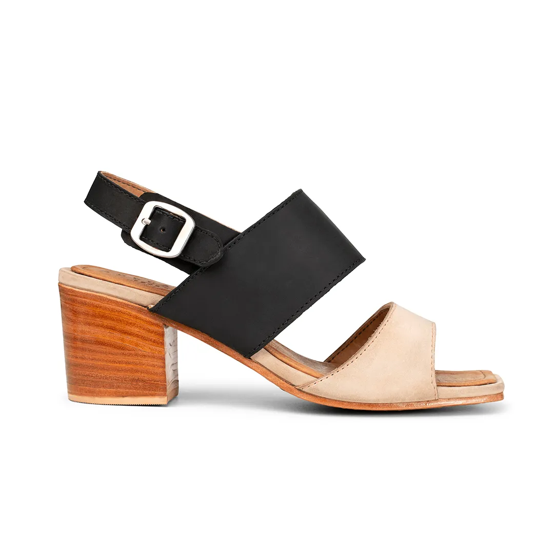 The Serena in Oatmeal and Black ~ Wide sold by Adelante Shoe