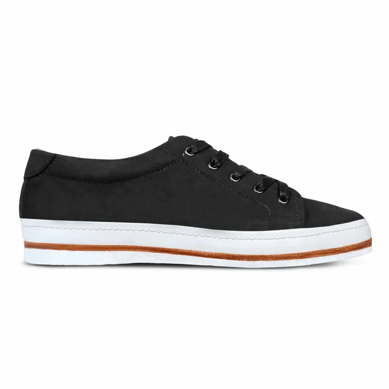 The Women's Brisa in Black ~ Wide sold by Adelante Shoe