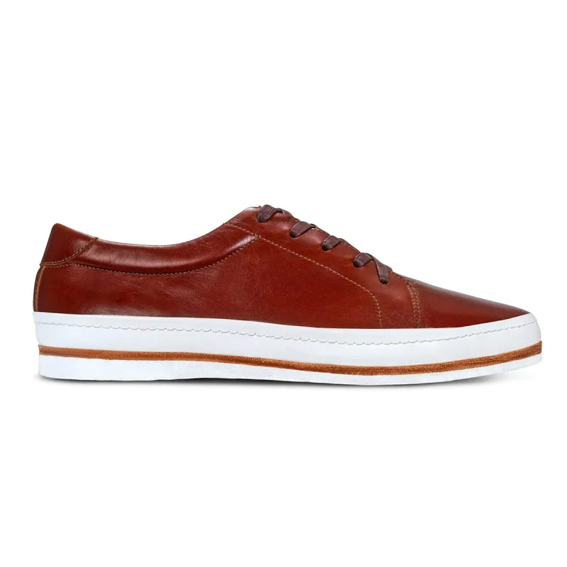 The Men's Brisa in Chestnut ~ Super Wide sold by Adelante Shoe