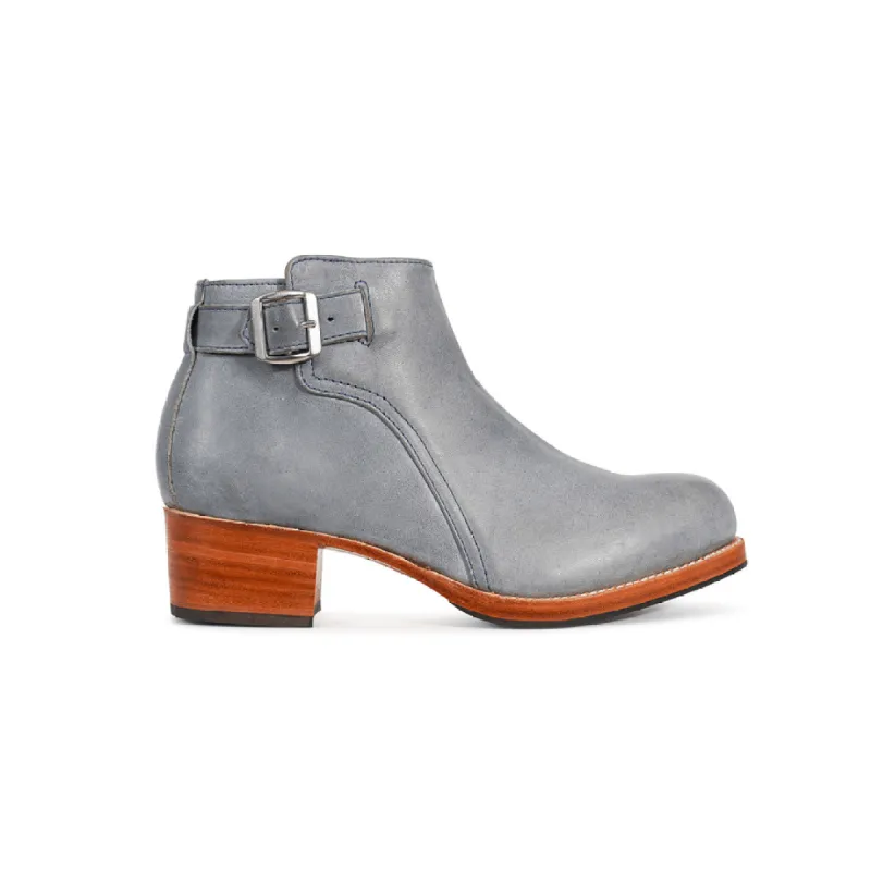 The Carmen in Cemento ~ Super Wide sold by Adelante Shoe