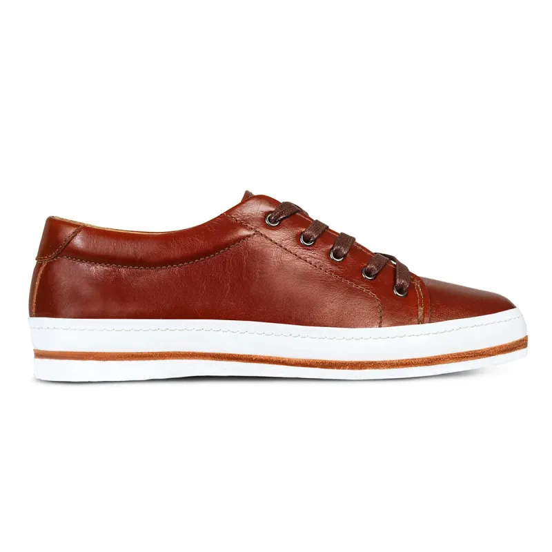 The Women's Brisa in Chestnut ~ Standard/Narrow sold by Adelante Shoe