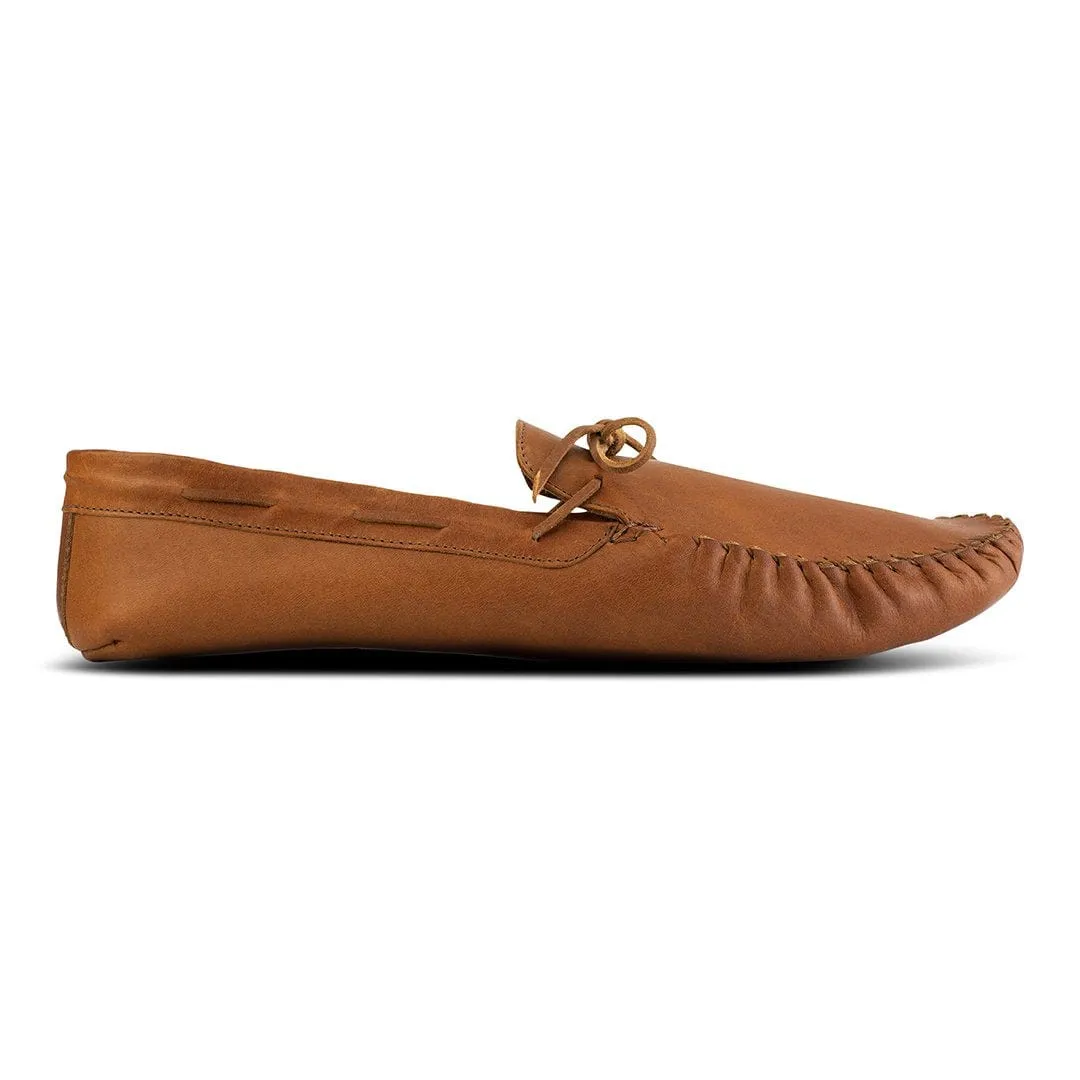 The Men's Moccasin in Caramel ~ Standard/Narrow sold by Adelante Shoe