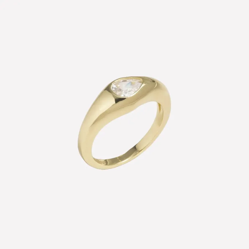 Babette Pear Shaped Ring made by Bonheur Jewelry