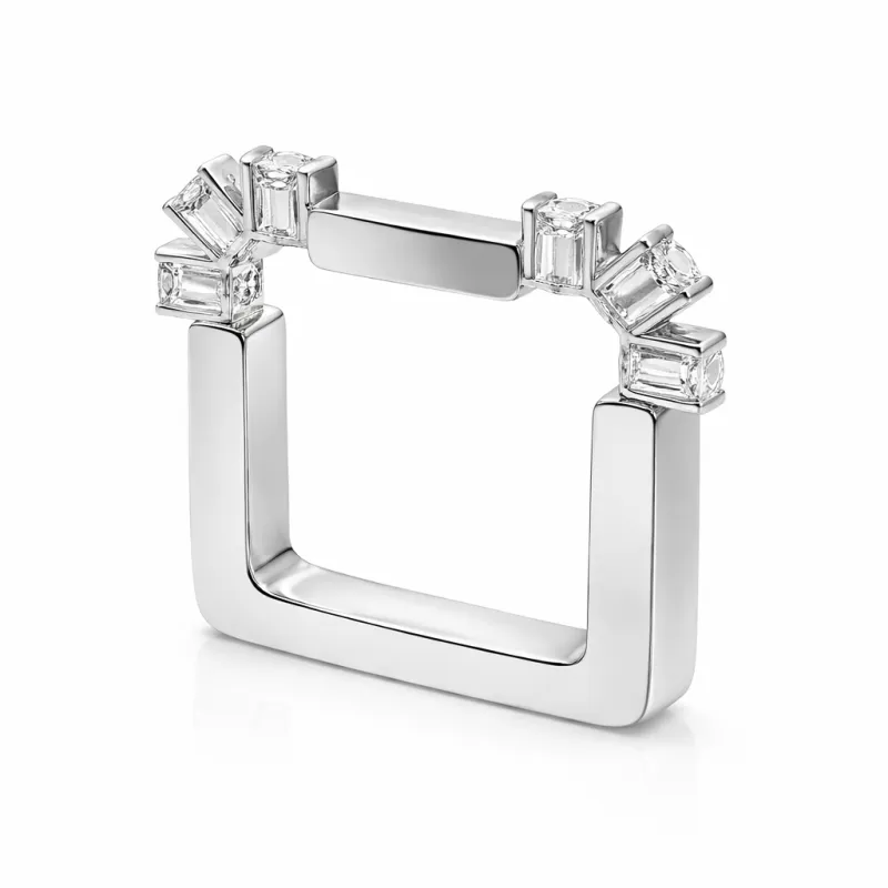 Zofia Silver Ring with Peridot made by Bonheur Jewelry