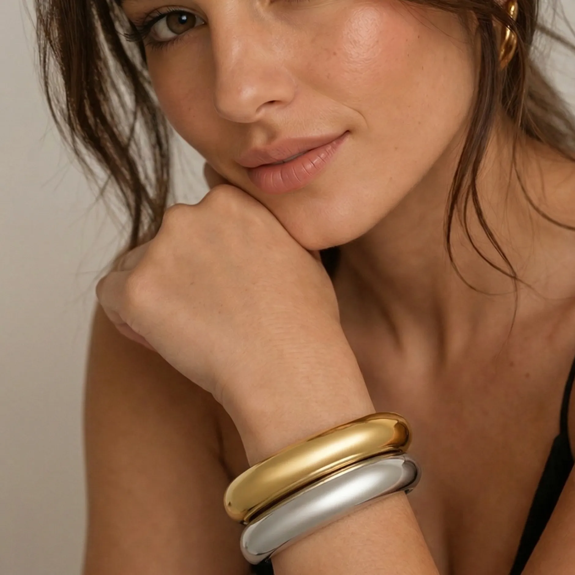 Daphné Cuff sold by Bonheur Jewelry product image thumbnail 3