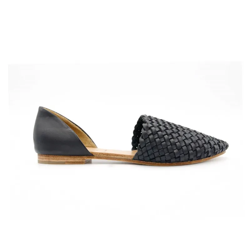 The Woven Flat [Black] sold by Either/Or
